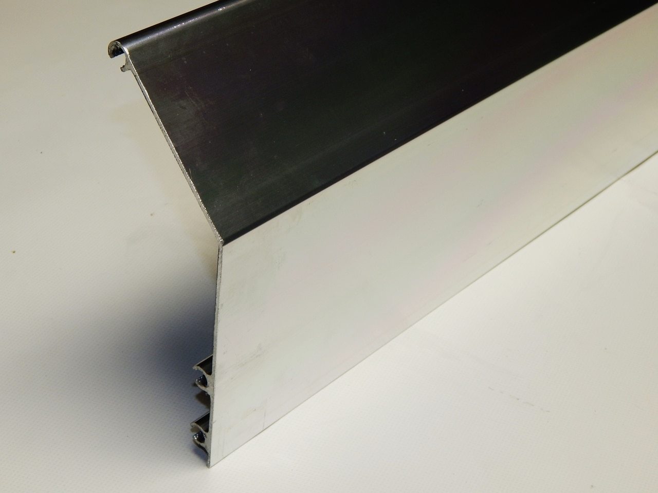 Wind Deflector(103)- Aluminum